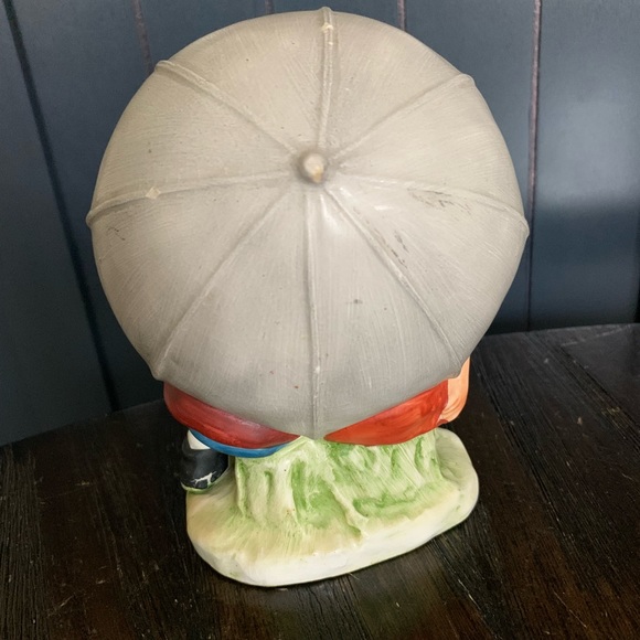 Vintage Lefton Figurine Boy and Girl with Umbrella - Picture 3 of 6